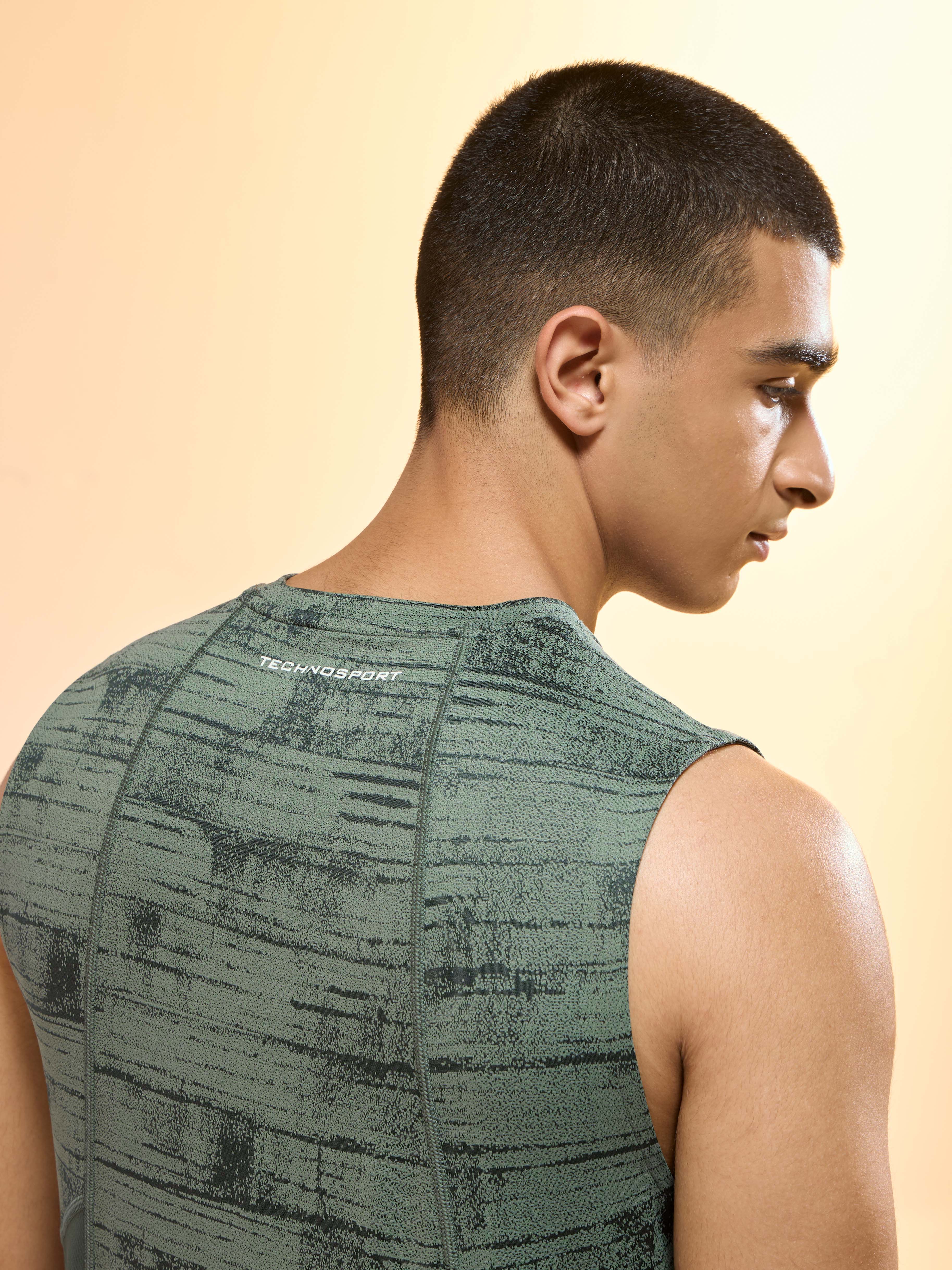 Men Jacquard Slim Fit Round Neck Sports Innerwear Vest with DOUBLE COOL - Image 7