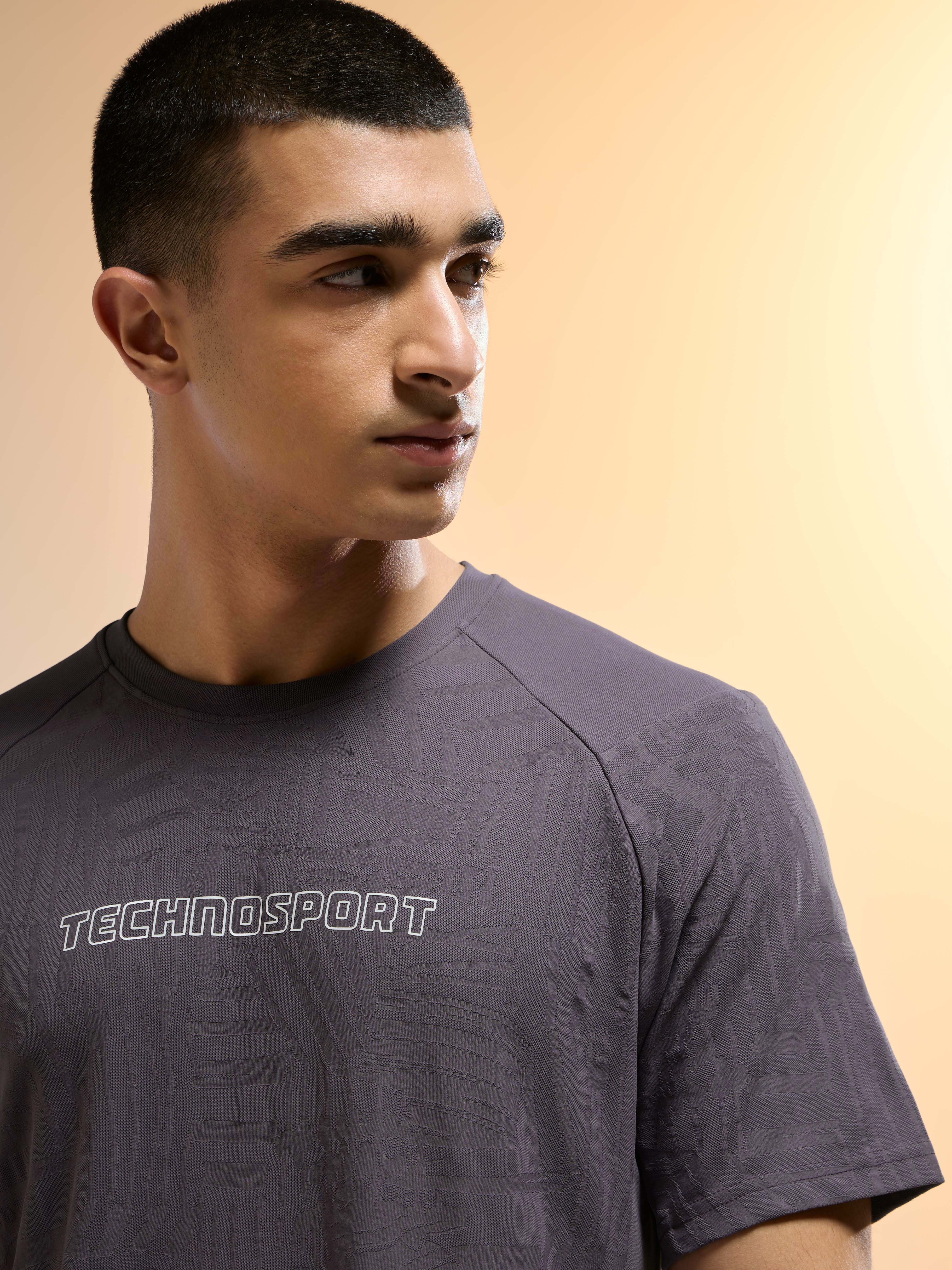 Men Jacquard Slim Fit Round Neck Sports T-shirt with MATPIQ - Image 6