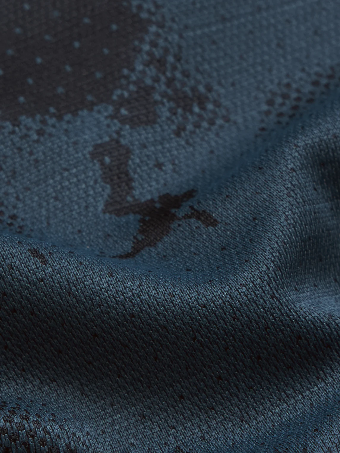 Men Jacquard Slim Fit Round Neck T-shirt with DOUBLE COOL - Image 6
