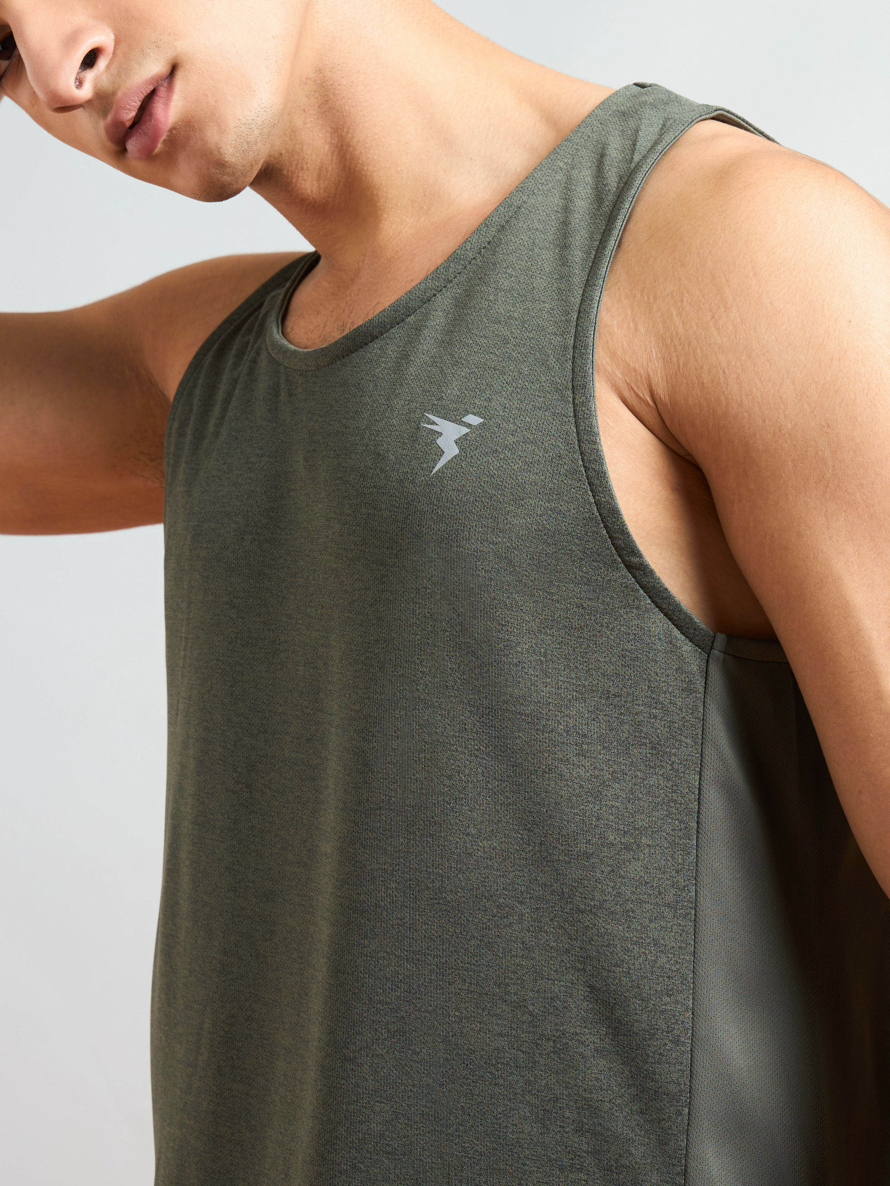 Men Melange Slim Fit Round Neck Sports Innerwear Vest with DOUBLE COOL - Image 6