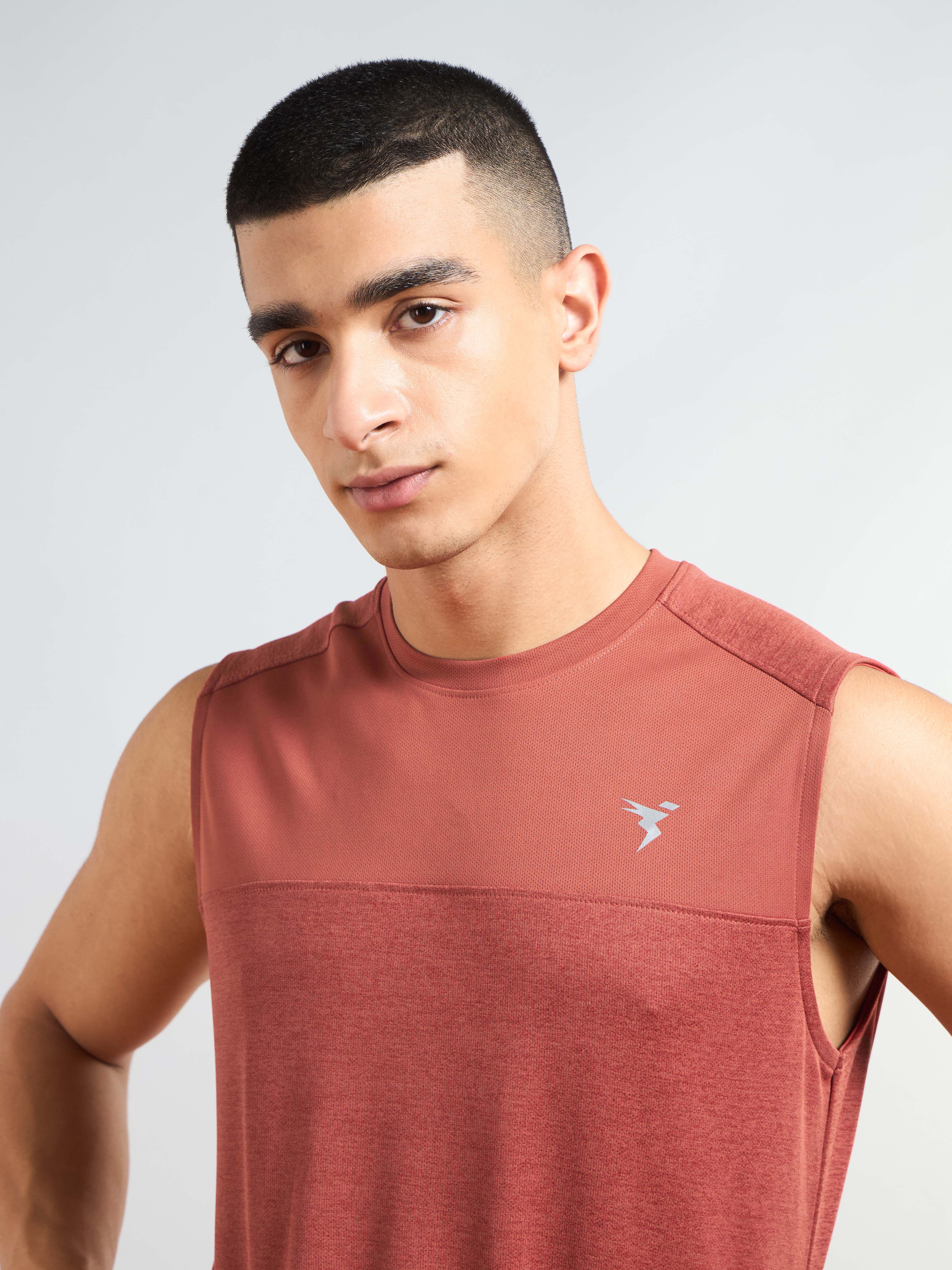 Men Melange Slim Fit Round Neck Sports Innerwear Vest with DOUBLE COOL (Pack of 2) - Image 5