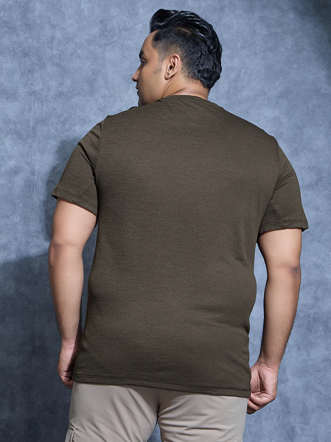 Men Plus Size Solid Slim Fit Crew Neck T-shirt with DOUBLE COOL - Image 3
