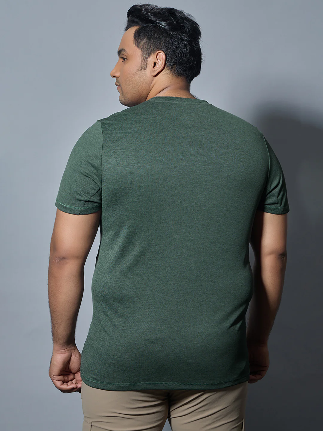 Men Plus Size Solid Slim Fit Crew Neck T-shirt with DOUBLE COOL - Image 3