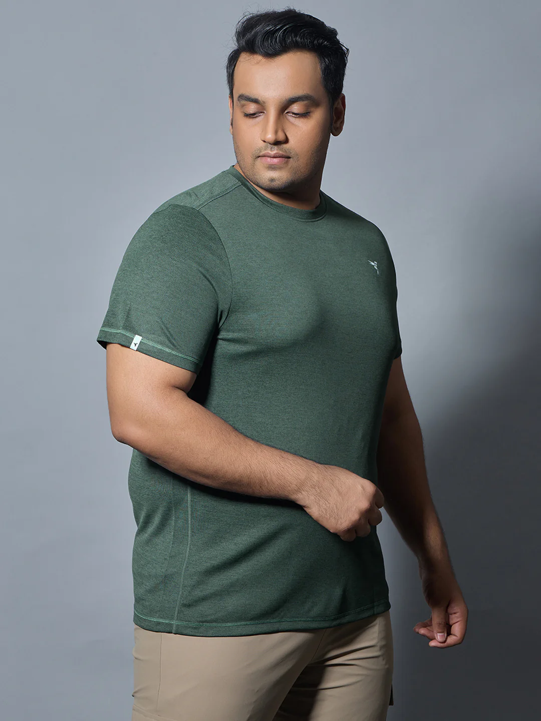Men Plus Size Solid Slim Fit Crew Neck T-shirt with DOUBLE COOL - Image 4