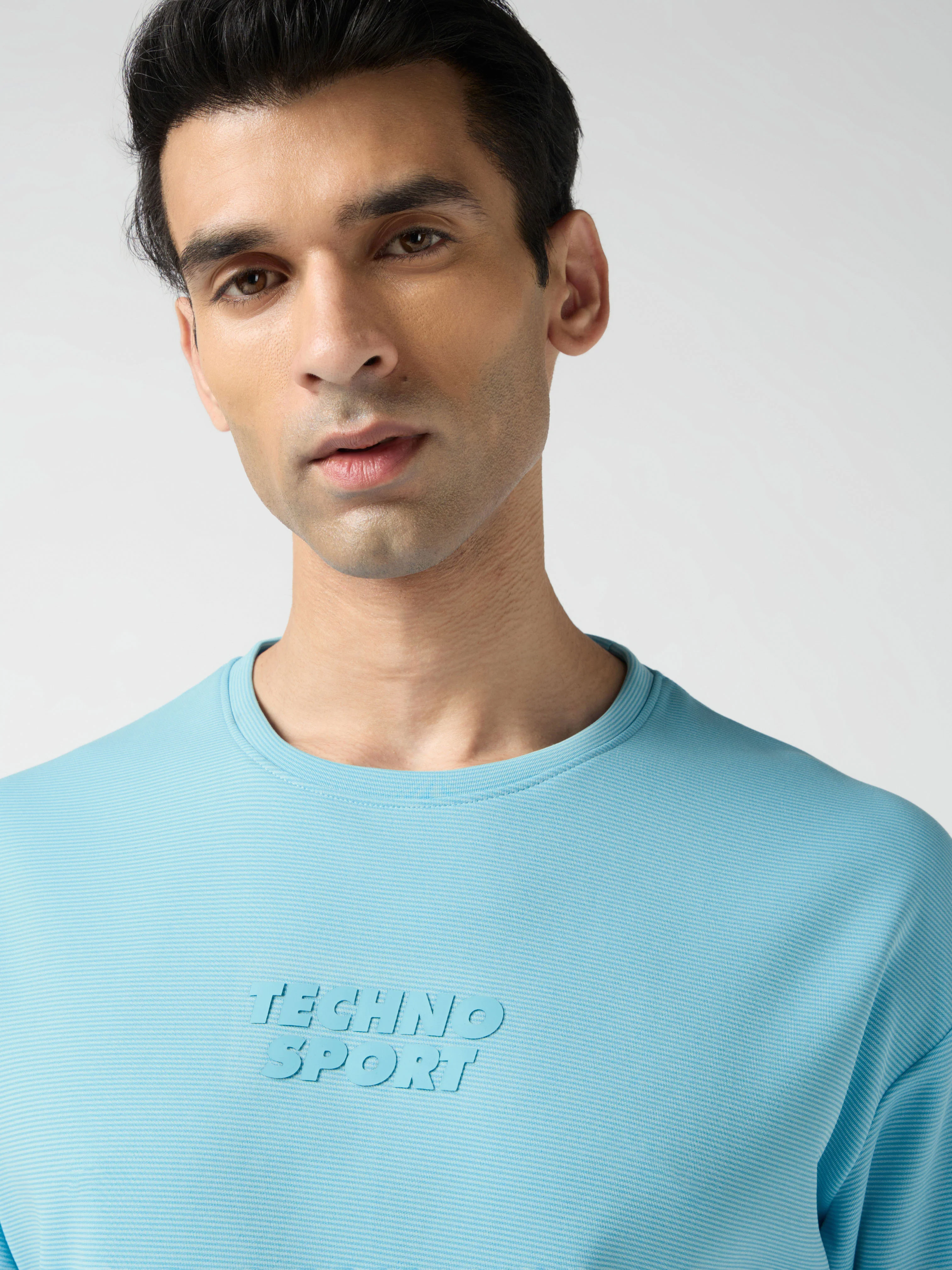Men Printed Oversized Round Neck T-shirt with COTFLEX - Image 4