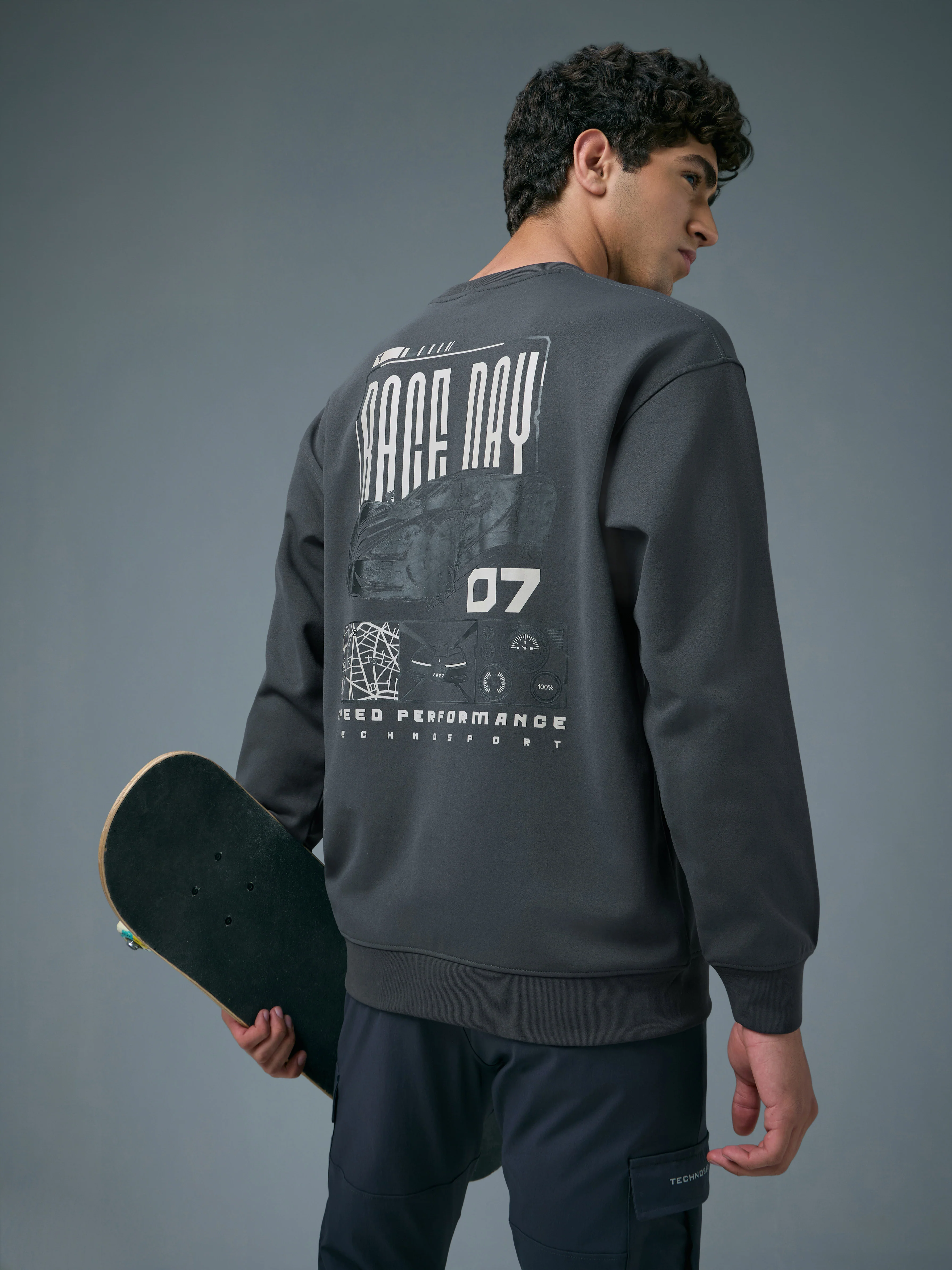 Men Printed Slim Fit Crew Neck Sweatshirt with ELASTO PLUS