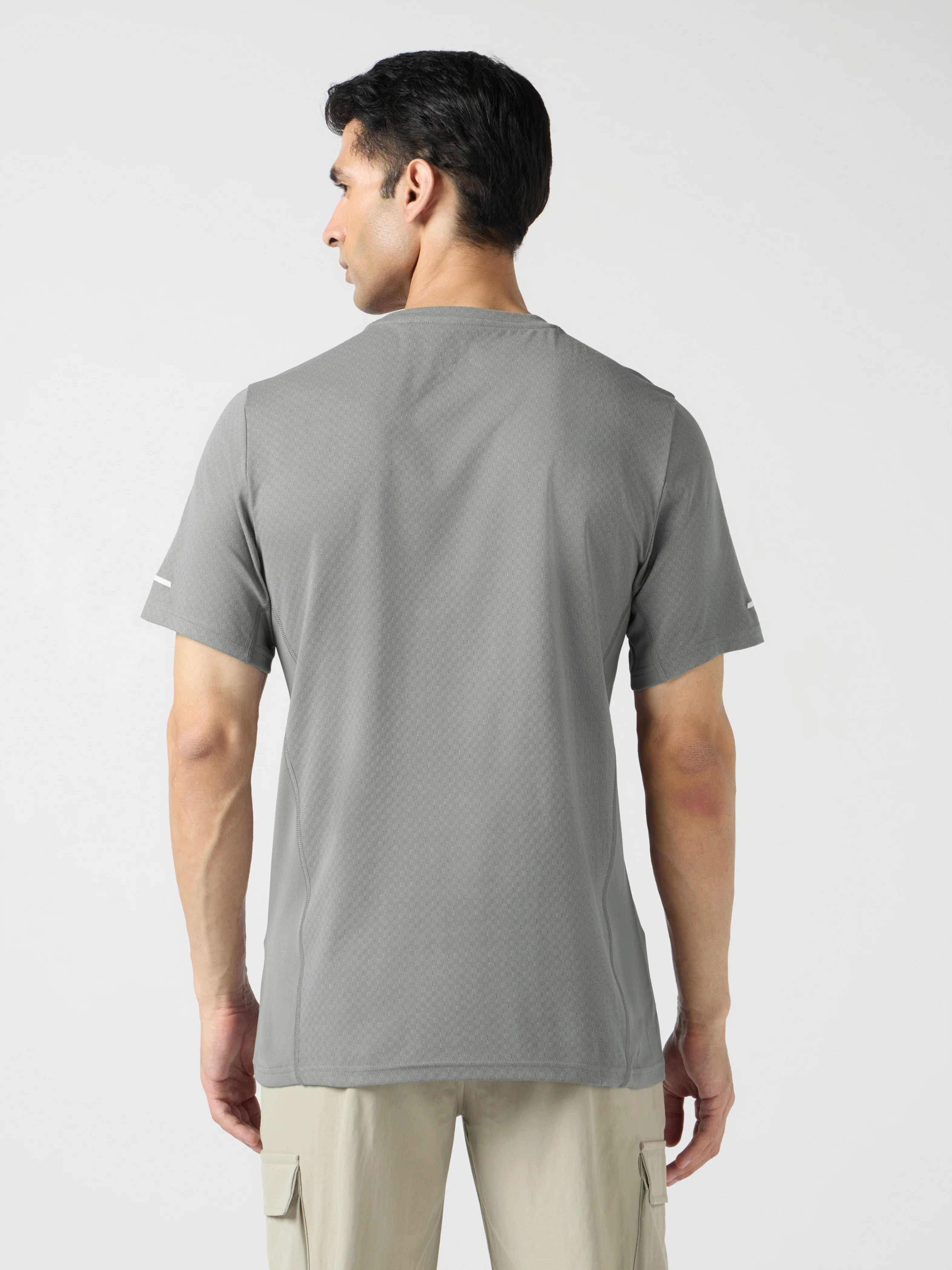 Men Printed Slim Fit Henley Neck Sports T-Shirt with ELASTOLITE - Image 3