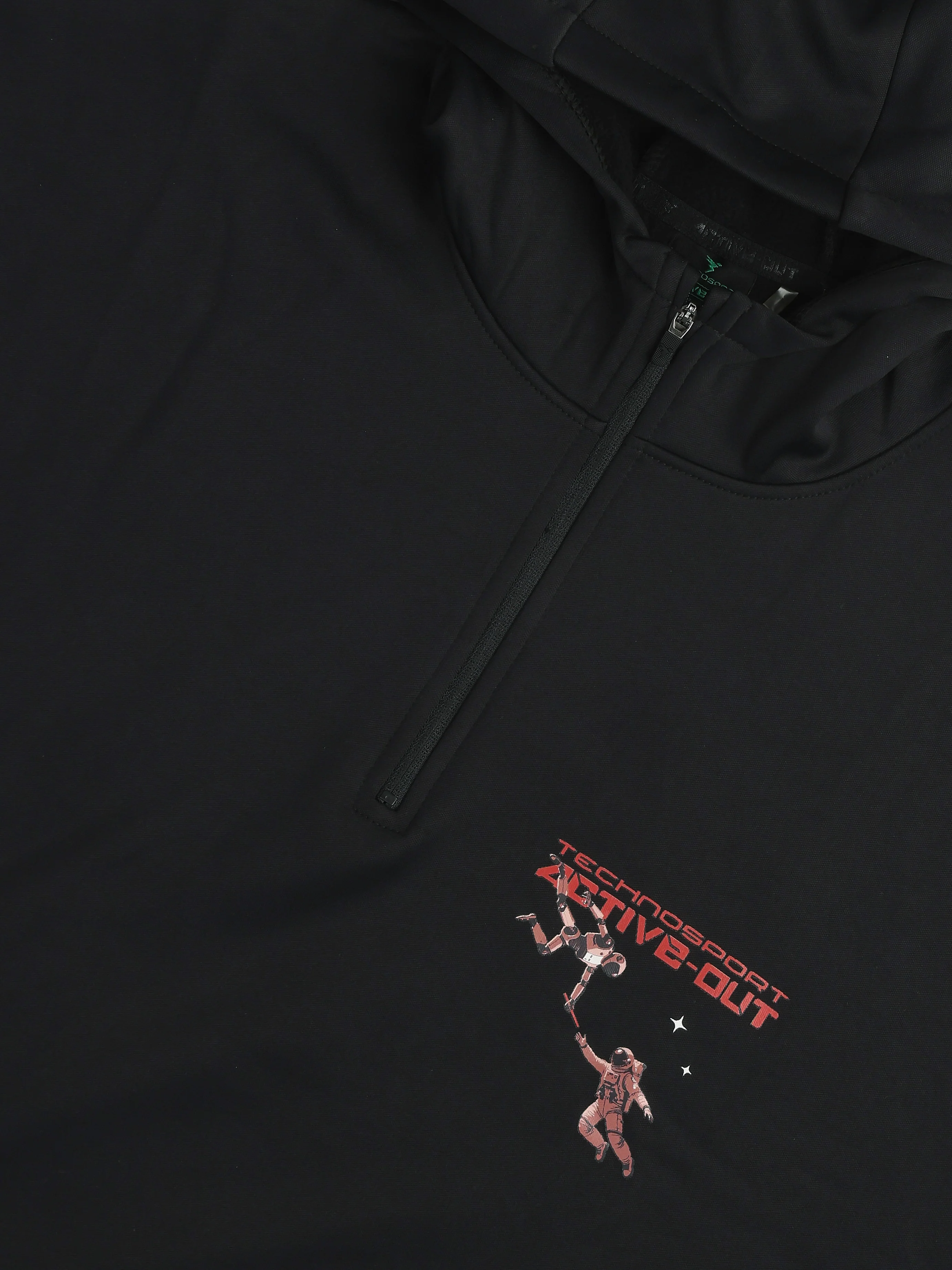 Men Hooded Slim Fit Printed Active Out Sweatshirt with TECHNOWARM+ - Image 9