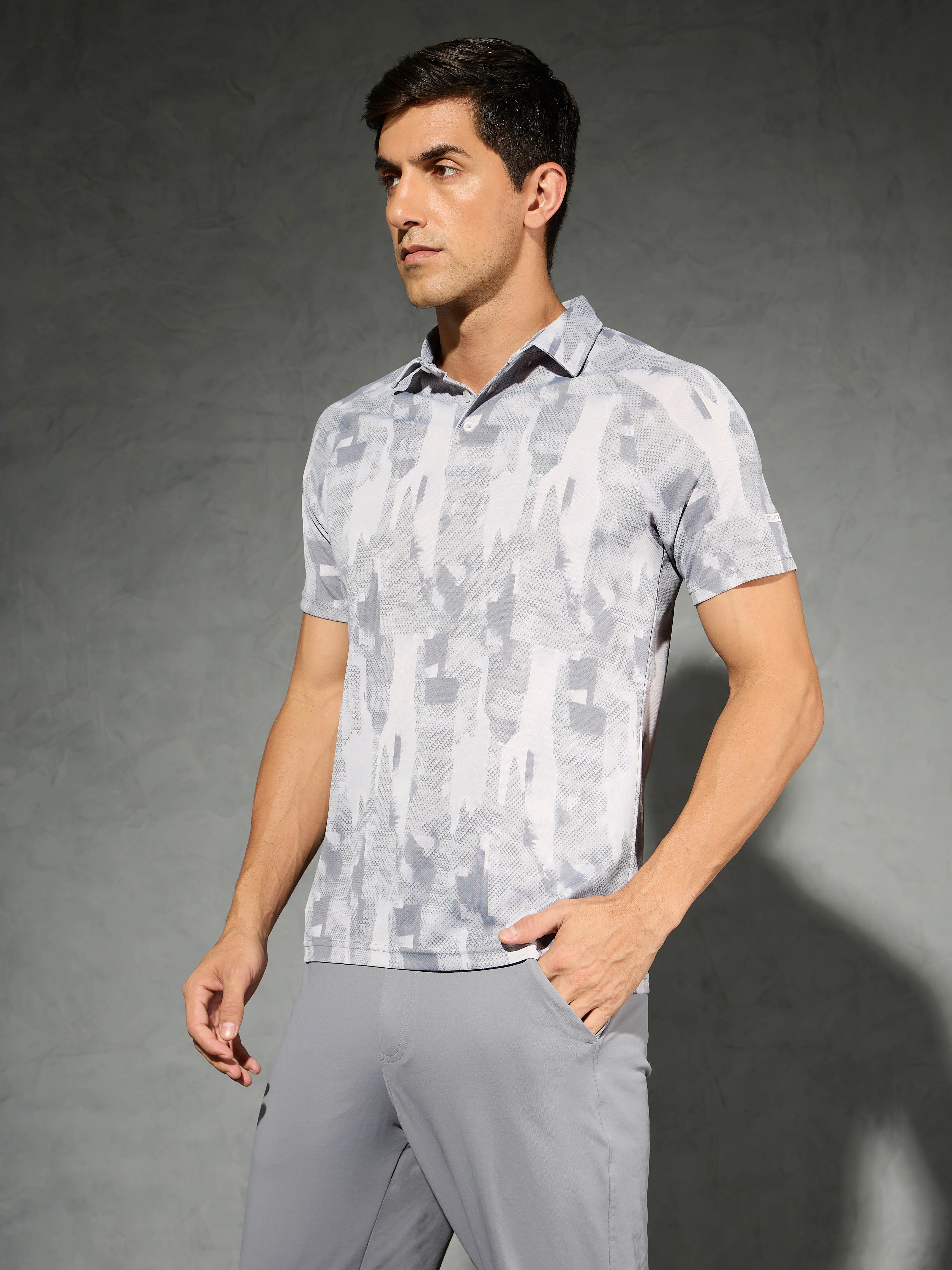 Men Printed Slim Fit Polo T-shirt with TECHNOCOOL+ - Image 4