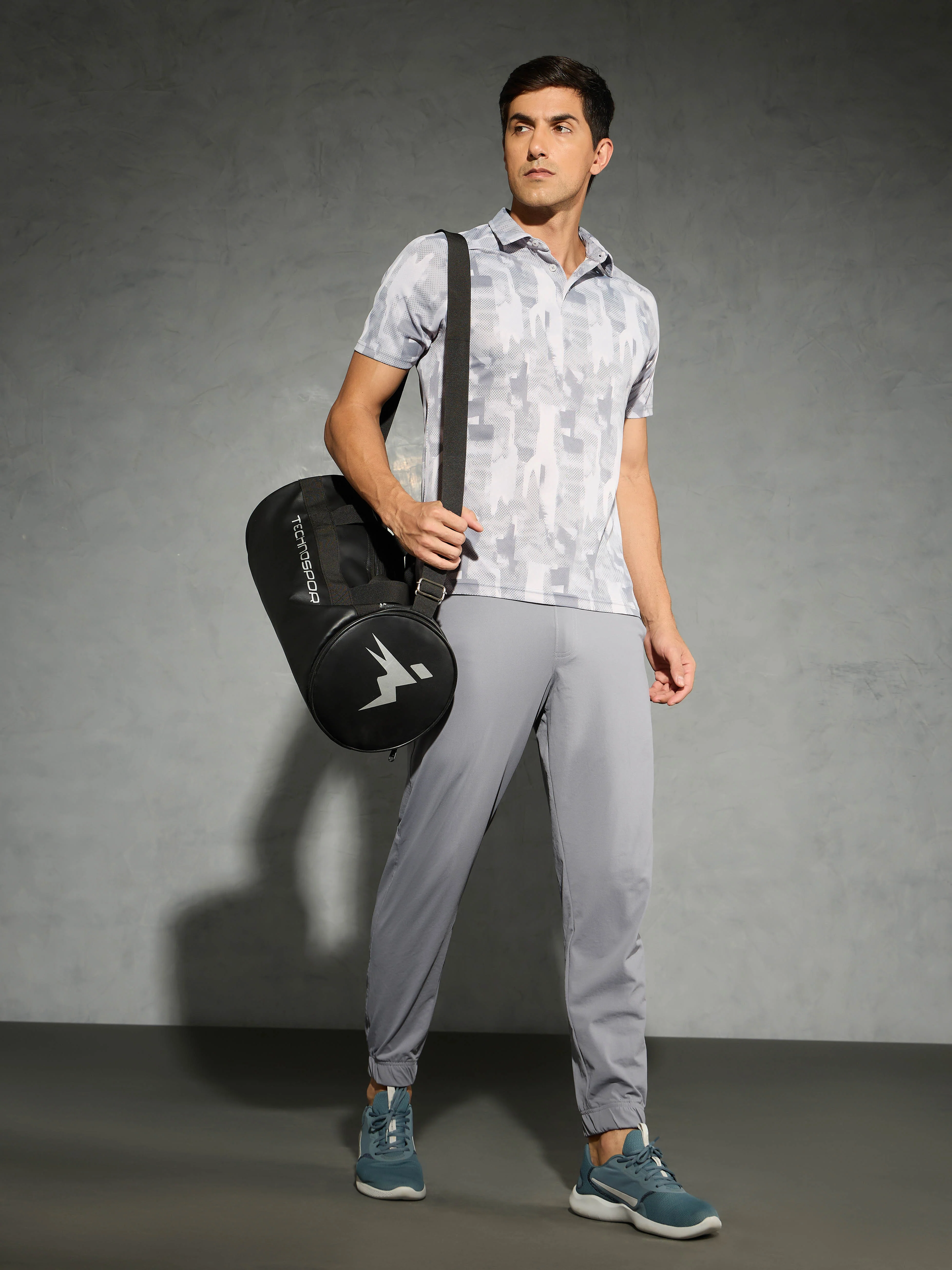 Men Printed Slim Fit Polo T-shirt with TECHNOCOOL+ - Image 5
