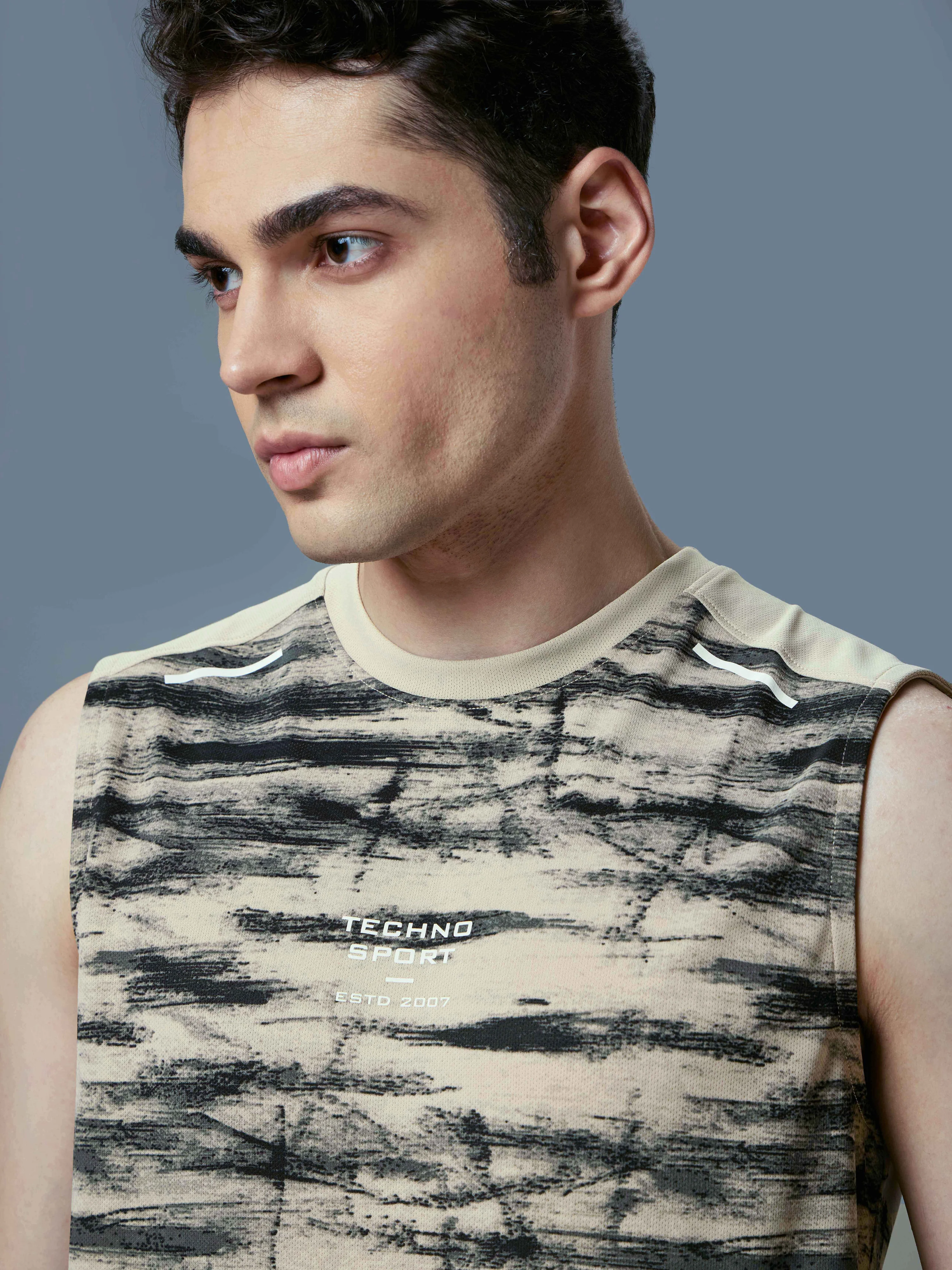 Men Printed Slim Fit Round Neck Innerwear Vest with TECHNOCOOL+ - Image 5
