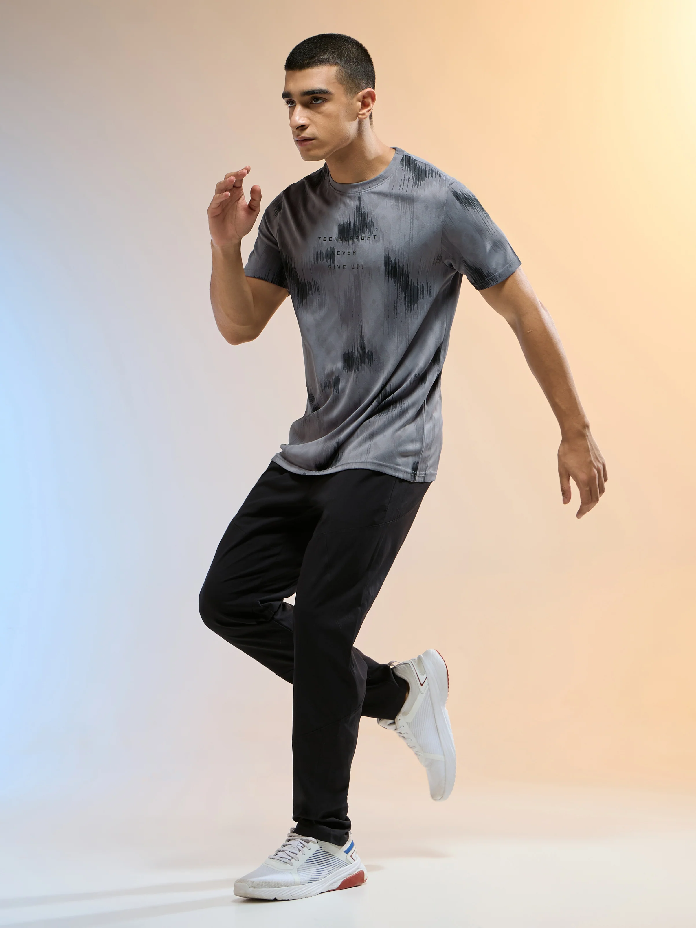 Men Printed Slim Fit Round Neck T-shirt with TECHNOCOOL+ - Image 5
