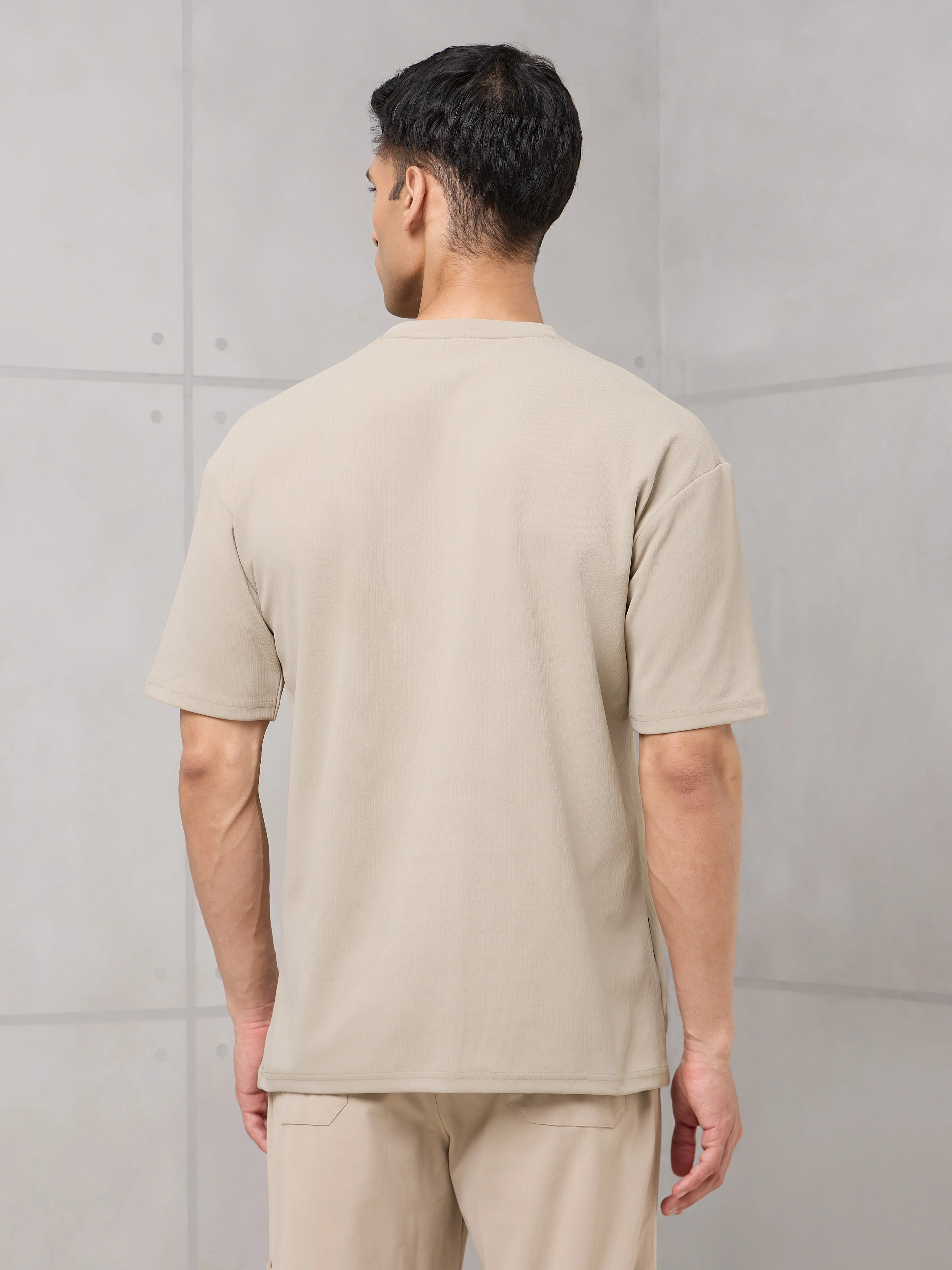 Men Round Neck Typography Printed Active Out Slim Fit T-Shirt with ELASTOPLUS - Image 4
