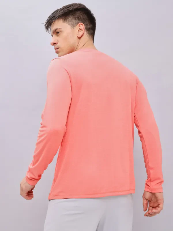 Men Melange Slim Fit Crew Neck T-shirt with DOUBLE COOL - Image 4