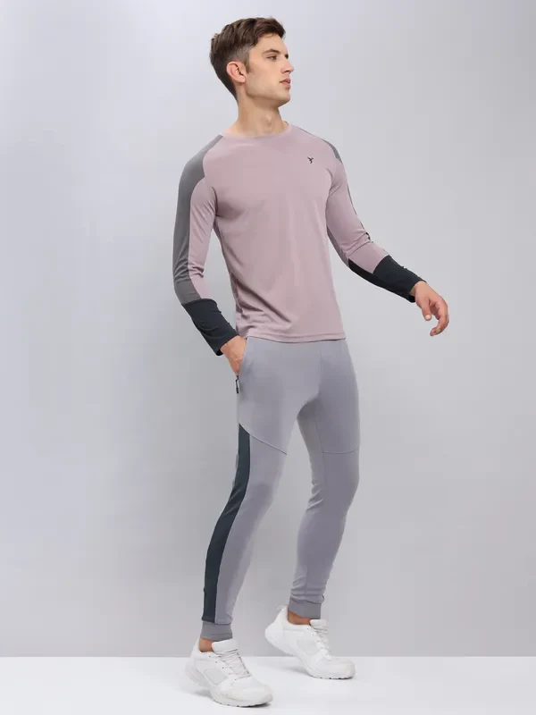 Men Colorblock Slim Fit Crew Neck T-shirt with TECHNO COOL+ - Image 7