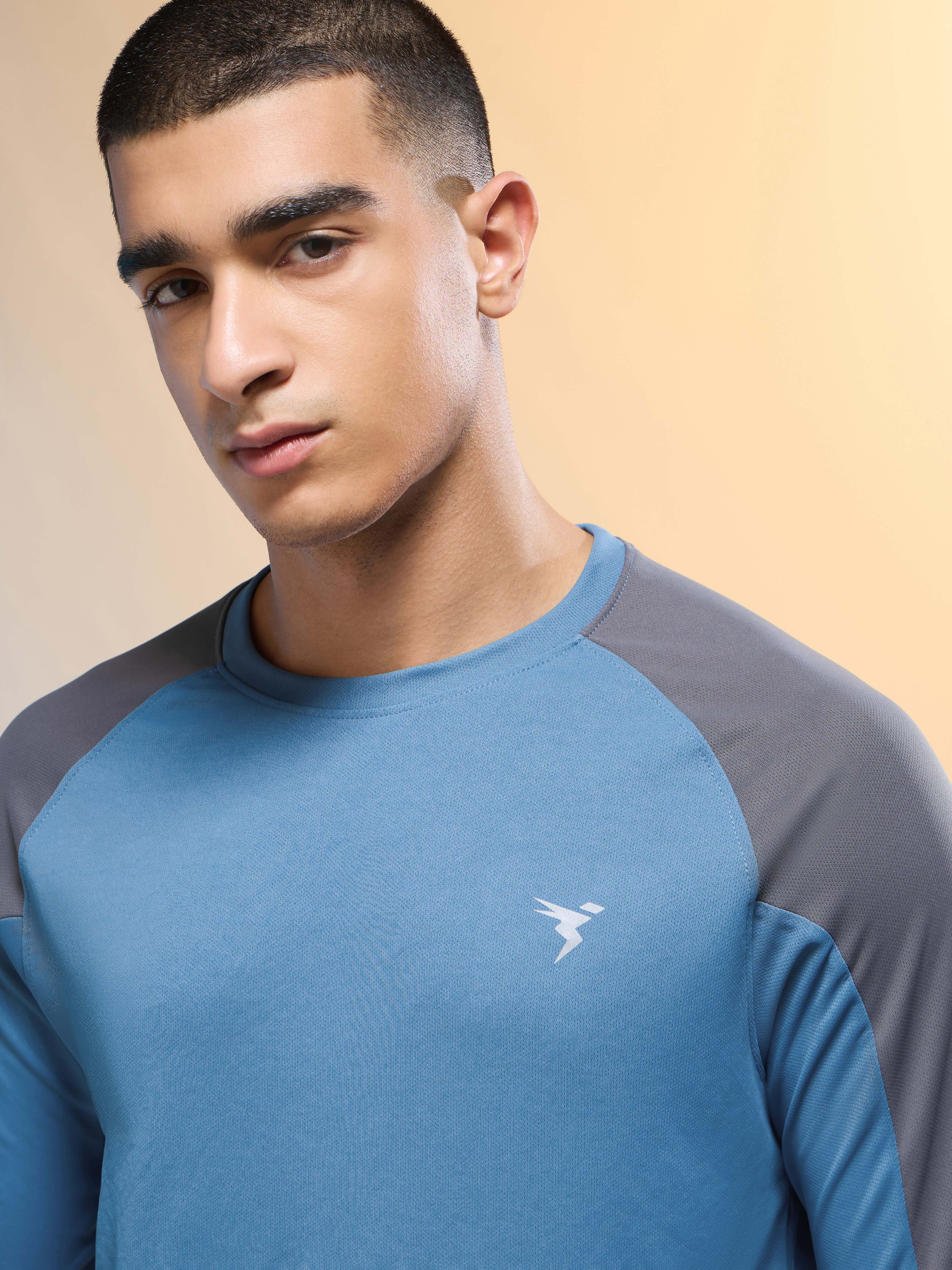 Men Colorblock Slim Fit Crew Neck T-shirt with TECHNO COOL+ - Image 6
