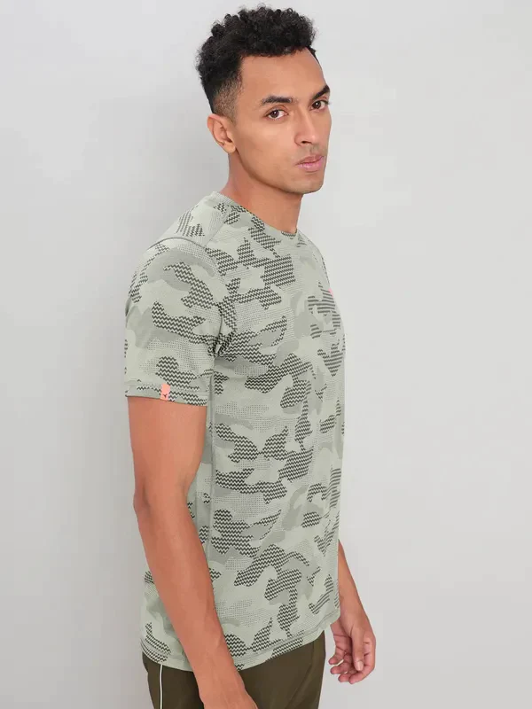 Men Jacquard Slim Fit Crew Neck T-shirt with DOUBLE COOL - Image 5