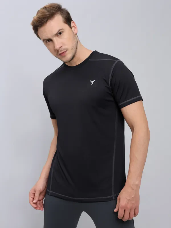 Men Solid Slim Fit Crew Neck T-shirt with TECHNO COOL+ - Image 4