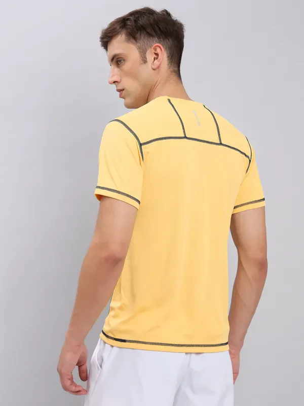 Men Solid Slim Fit Crew Neck T-shirt with TECHNO COOL+ - Image 5