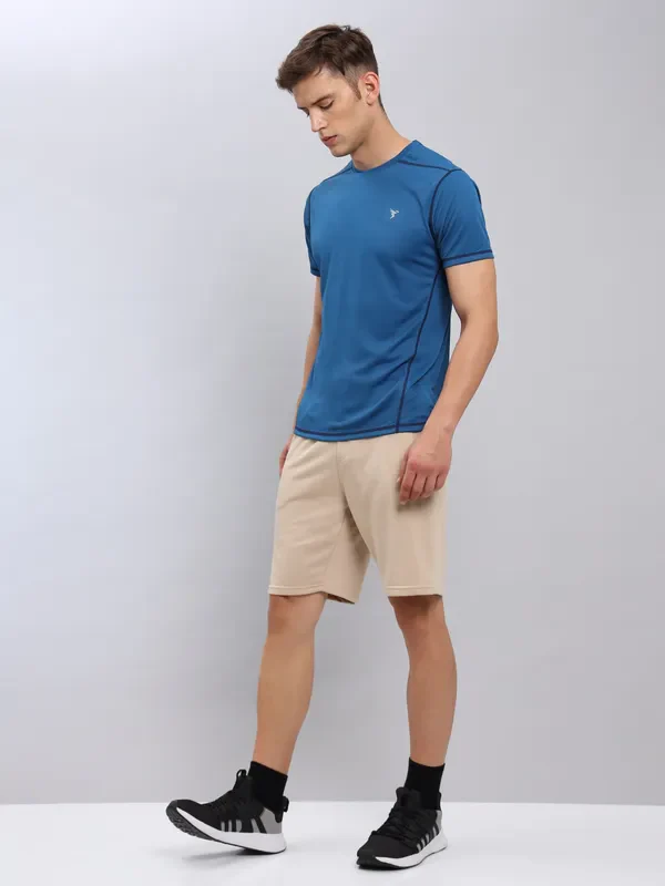 Men Solid Slim Fit Crew Neck T-shirt with TECHNO COOL+ - Image 2