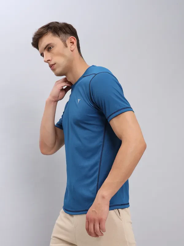 Men Solid Slim Fit Crew Neck T-shirt with TECHNO COOL+ - Image 7