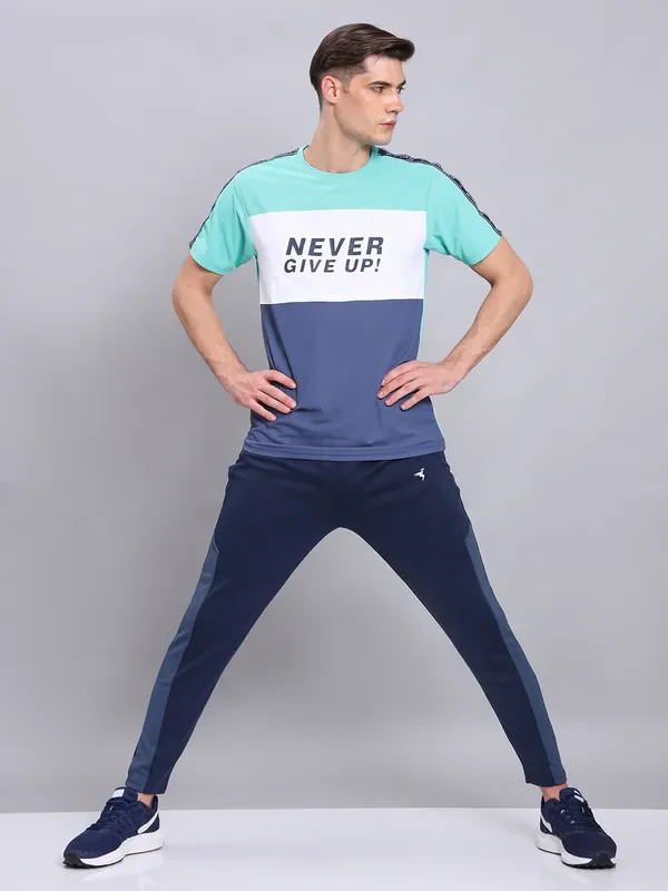 Men Colorblock Slim Fit Crew Neck T-shirt with MATPIQ - Image 2