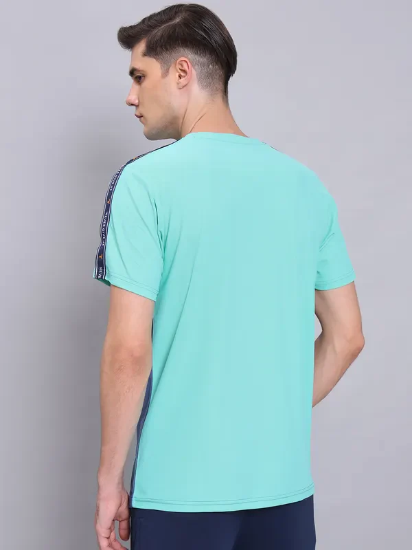Men Colorblock Slim Fit Crew Neck T-shirt with MATPIQ - Image 4