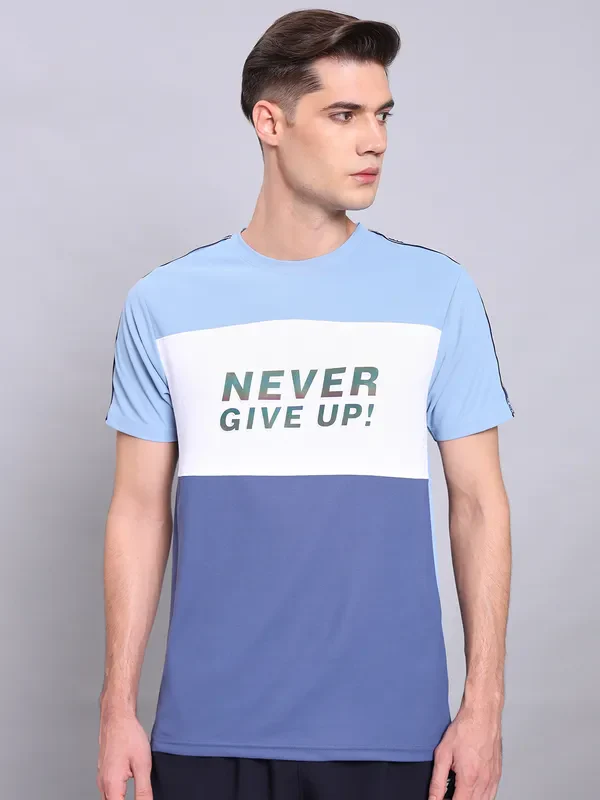 Men Colorblock Slim Fit Crew Neck T-shirt with MATPIQ - Image 4