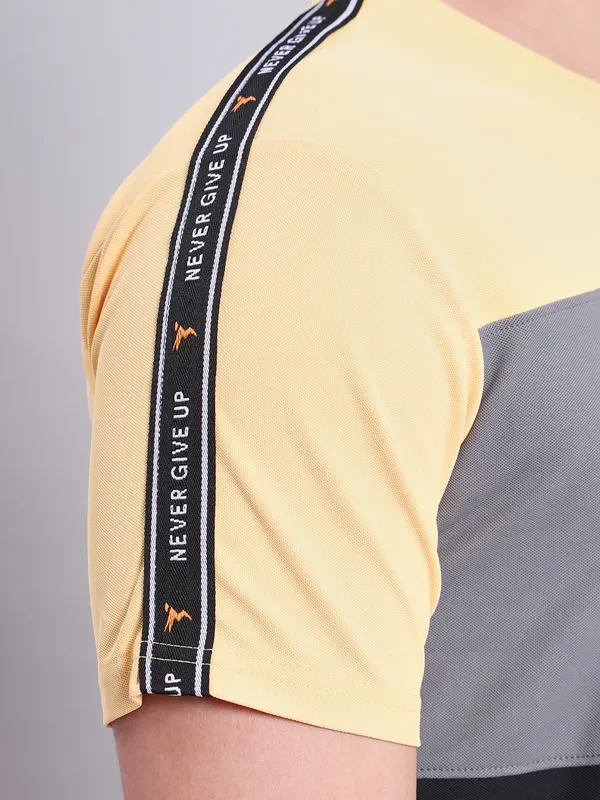 Men Colorblock Slim Fit Crew Neck T-shirt with MATPIQ - Image 7
