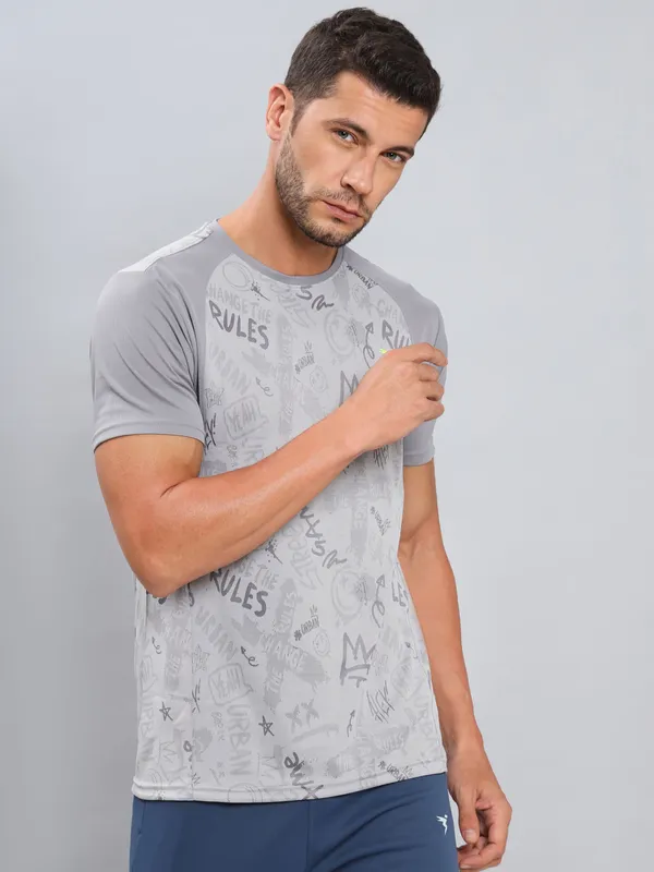 Men Self Design Slim Fit Crew Neck T-shirt with DOUBLE COOL - Image 4