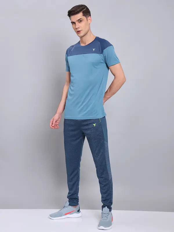 Men Colorblock Slim Fit Crew Neck T-shirt with TECHNO COOL+ - Image 7