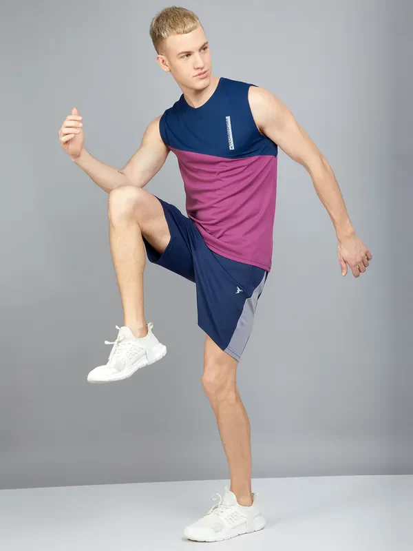 Men Colorblock Slim Fit Crew Neck Innerwear Vest with TECHNO COOL+ - Image 2