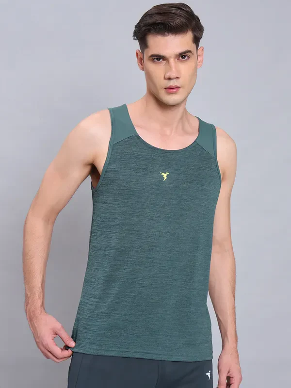 Men Melange Slim Fit Scoop Neck Innerwear Vest with DOUBLE COOL