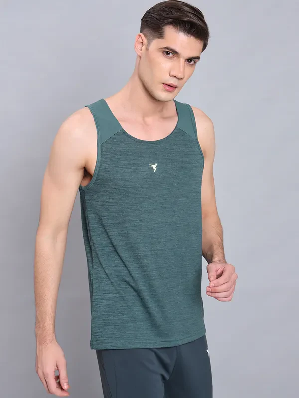 Men Melange Slim Fit Scoop Neck Innerwear Vest with DOUBLE COOL - Image 4