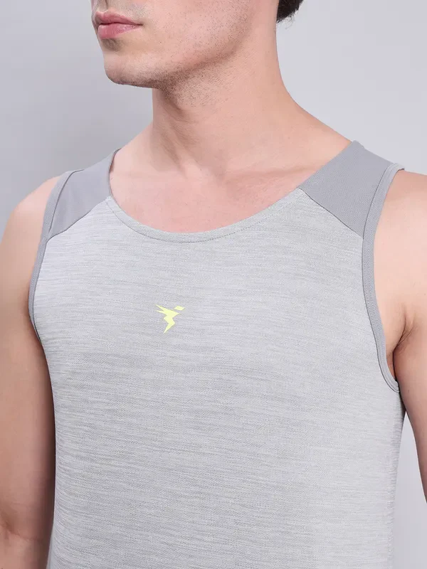 Men Melange Slim Fit Scoop Neck Innerwear Vest with DOUBLE COOL - Image 5