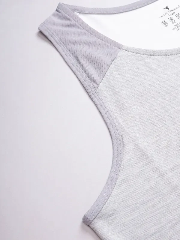 Men Melange Slim Fit Scoop Neck Innerwear Vest with DOUBLE COOL - Image 8