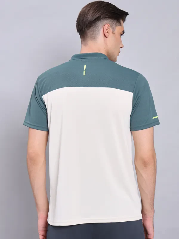 Men Colorblock Relax Fit Polo T-shirt with TECHNO COOL+ - Image 4
