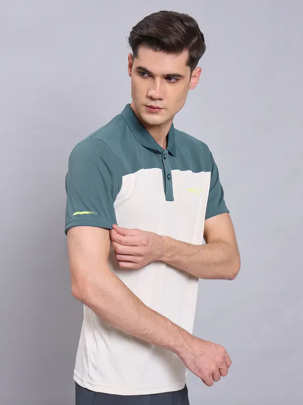 Men Colorblock Relax Fit Polo T-shirt with TECHNO COOL+ - Image 5