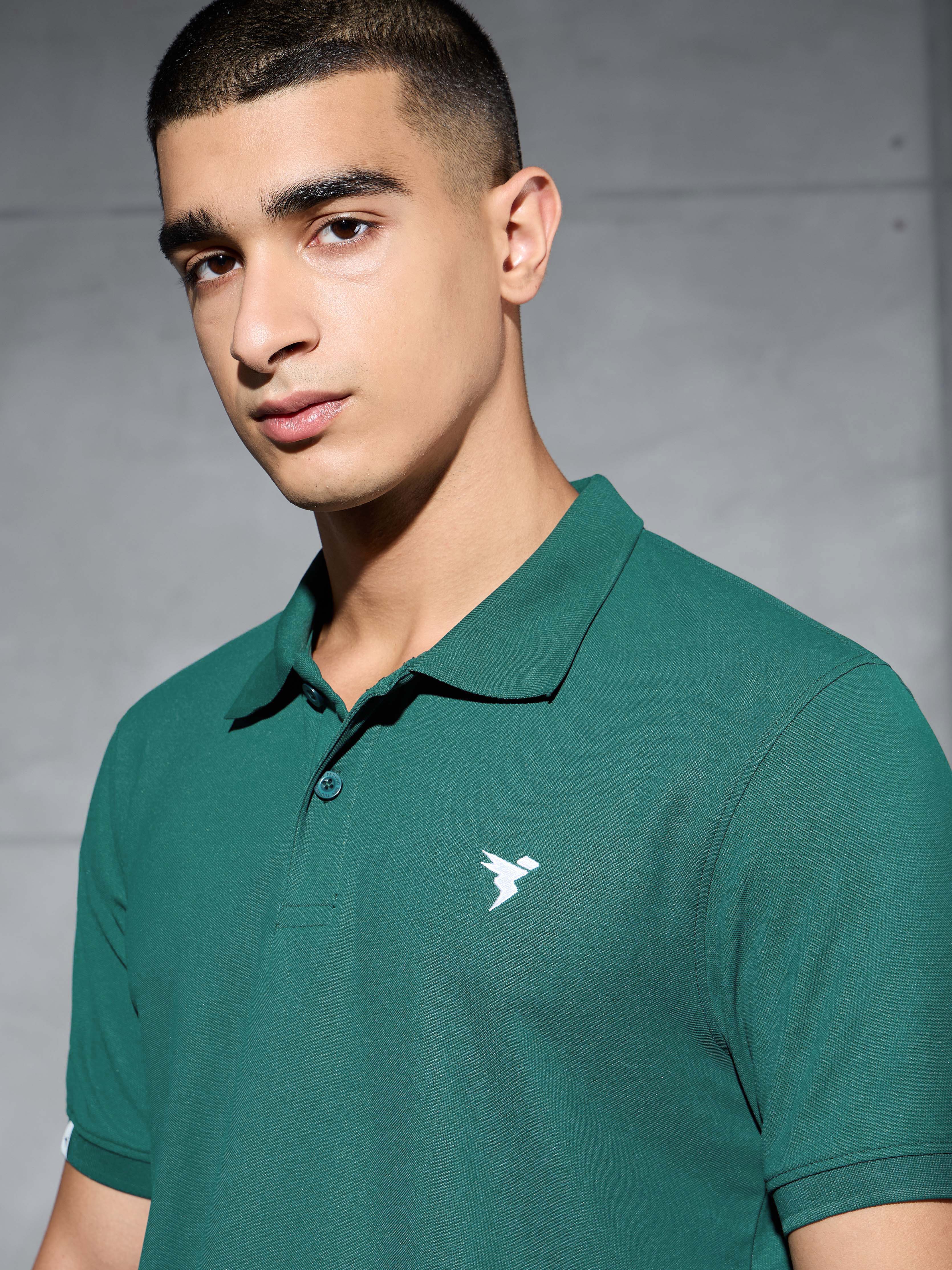 Men Solid Slim Fit Polo T-shirt with MATPIQ - Image 6