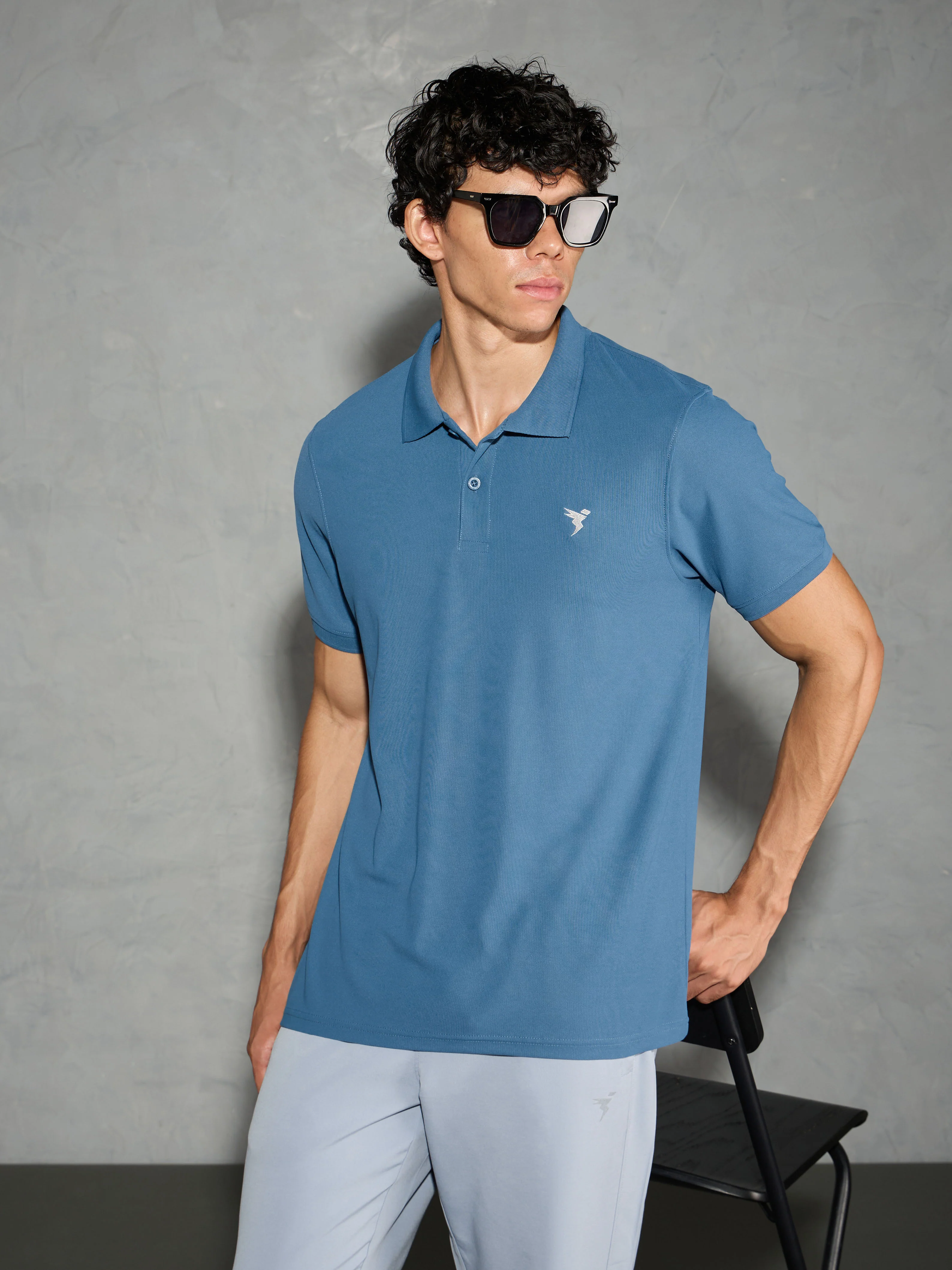 Men Solid Slim Fit Polo T-shirt with MATPIQ