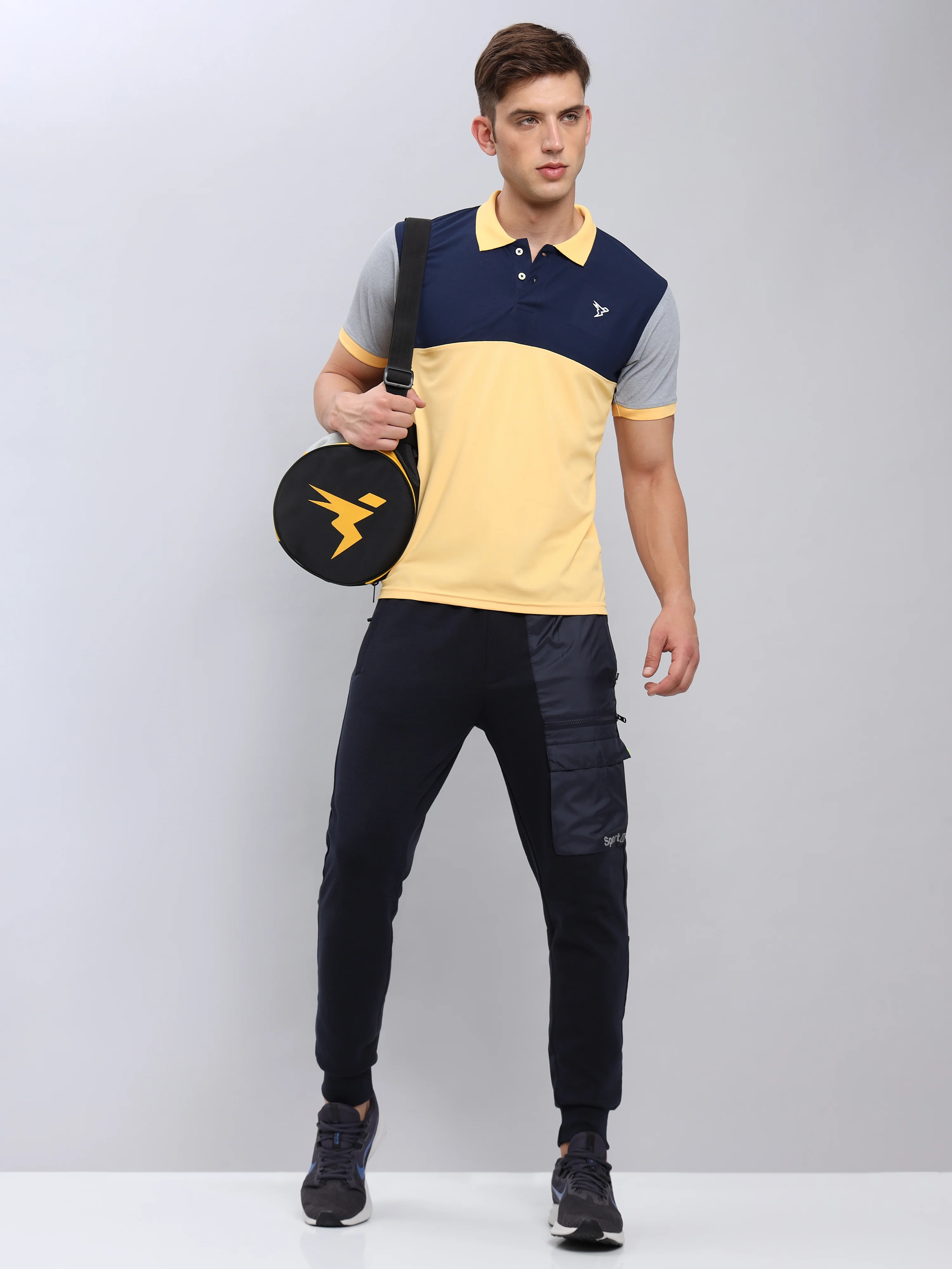 Men Colorblock Slim Fit Polo T-shirt with MATPIQ - Image 2