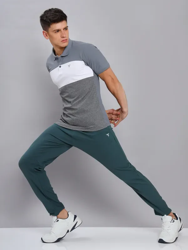 Men Colorblock Slim Fit Polo T-shirt with MATPIQ - Image 2
