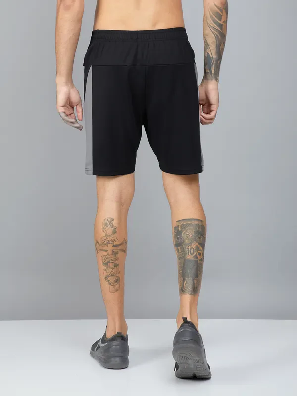 Men Colorblock Slim Fit Shorts with TECHNO DRY - Image 3