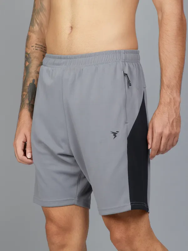 Men Colorblock Slim Fit Shorts with TECHNO DRY - Image 5