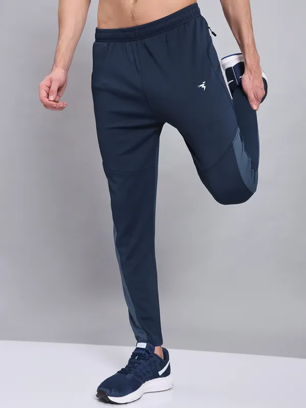 Men Colorblock Slim Fit Trackpants with TECHNO DRY - Image 7