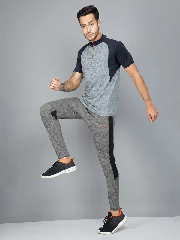 Men Colorblock Slim Fit Trackpants with TECHNO DRY - Image 2