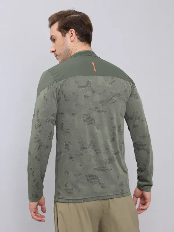 Men Jacquard Slim Fit Mock Neck T-shirt with TECHNO COOL+ - Image 4