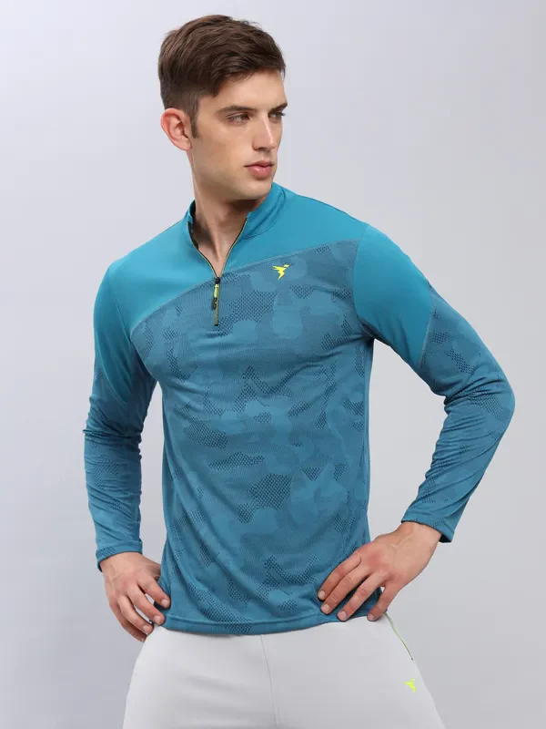 Men Jacquard Slim Fit Mock Neck T-shirt with TECHNO COOL+ - Image 5