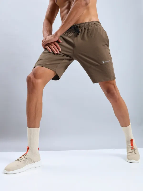 Men Solid Relax Fit Shorts with ELASTO LITE - Image 2