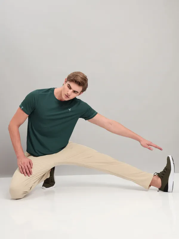 Men Solid Slim Fit Crew Neck T-shirt with TECHNO COOL+ - Image 6